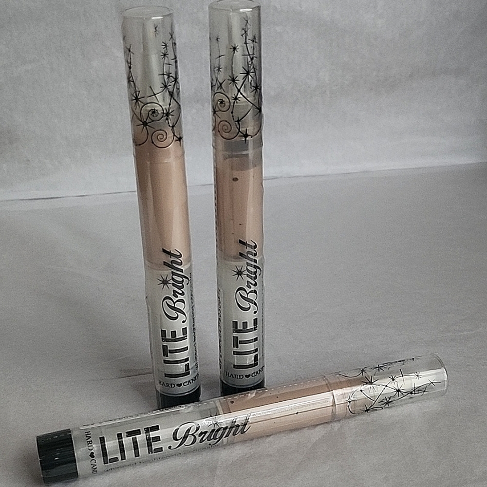 Hard Candy Lite Bright Whipped Brightening Concealer(MEDIUM)
